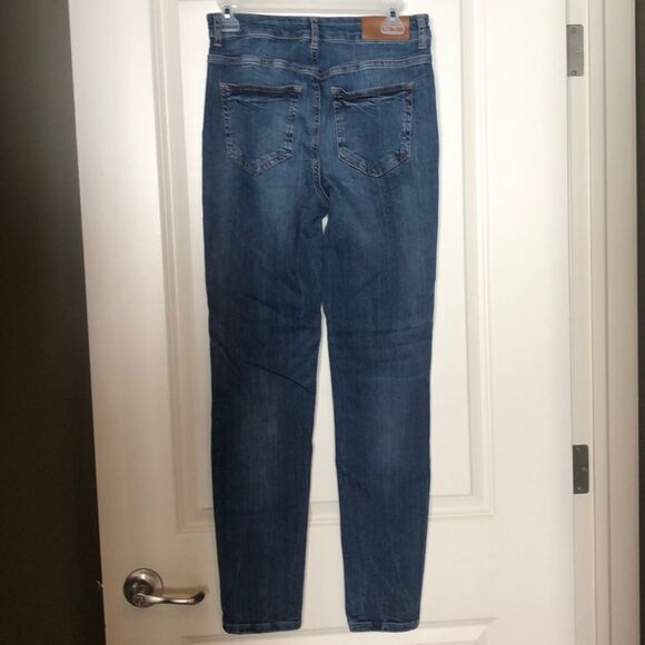 NOISY MAY Medium Wash Straight Leg Jeans Size 27 - Picture 8 of 15
